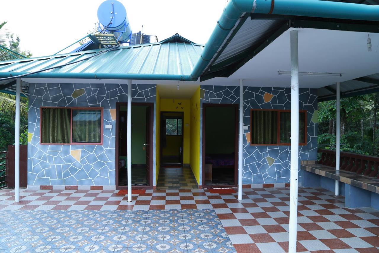 Dean Dale Cottages Thekkady Bagian luar foto