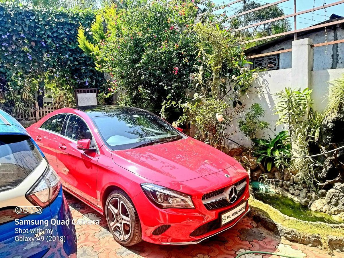 Dean Dale Cottages Thekkady Bagian luar foto