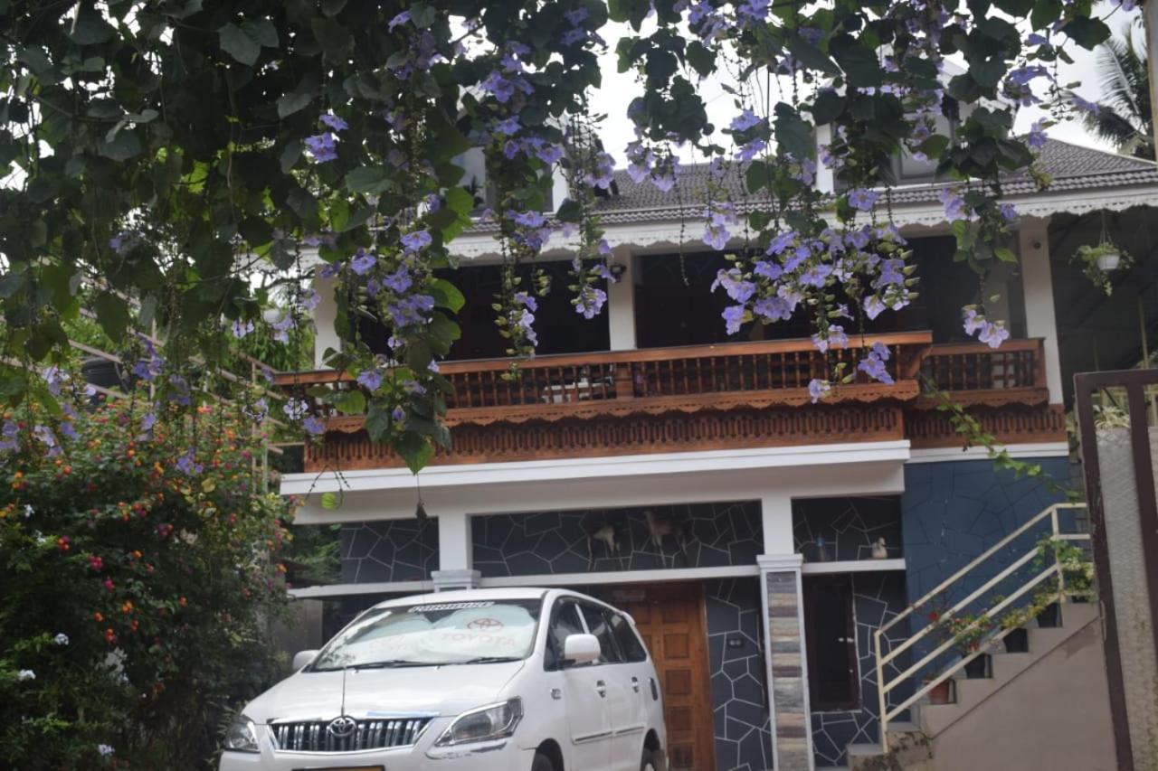 Dean Dale Cottages Thekkady Bagian luar foto