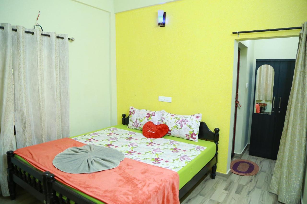 Dean Dale Cottages Thekkady Bagian luar foto