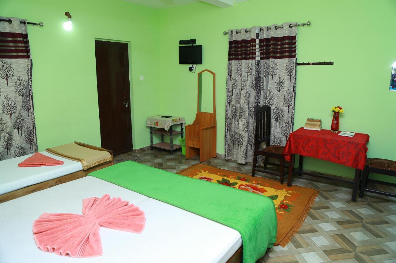 Dean Dale Cottages Thekkady Bagian luar foto