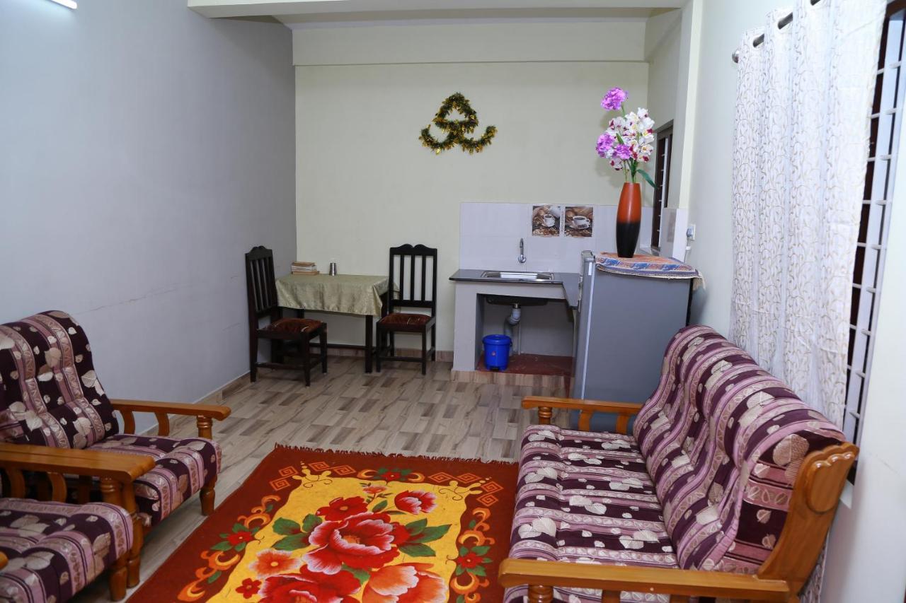 Dean Dale Cottages Thekkady Bagian luar foto