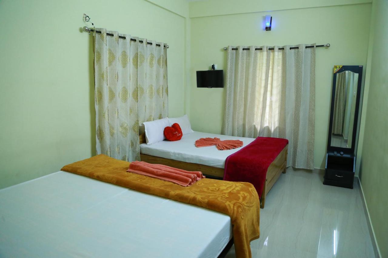 Dean Dale Cottages Thekkady Bagian luar foto