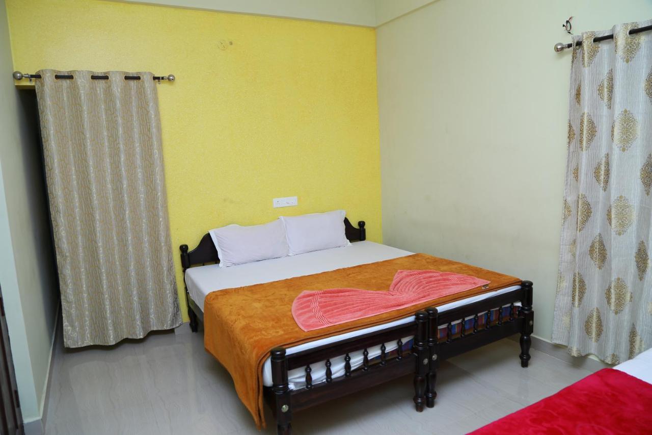 Dean Dale Cottages Thekkady Bagian luar foto