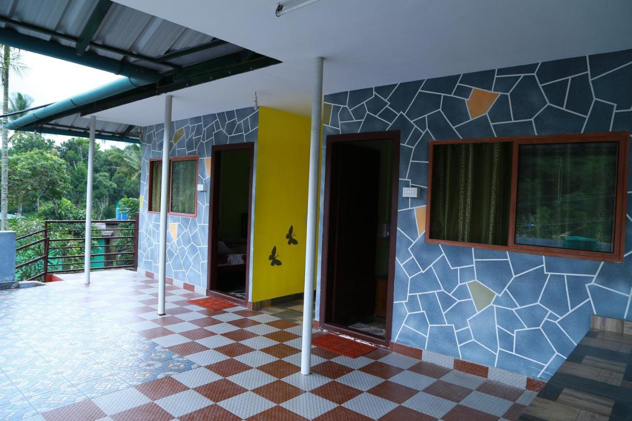Dean Dale Cottages Thekkady Bagian luar foto