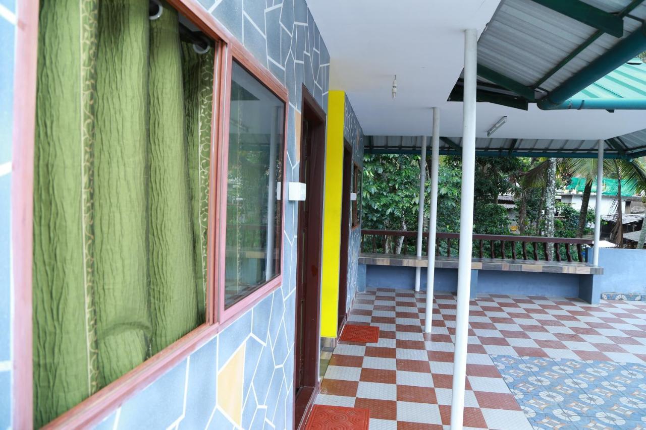Dean Dale Cottages Thekkady Bagian luar foto
