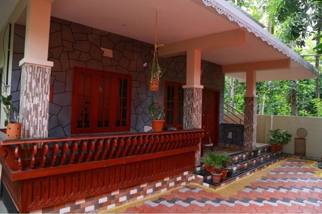 Dean Dale Cottages Thekkady Bagian luar foto